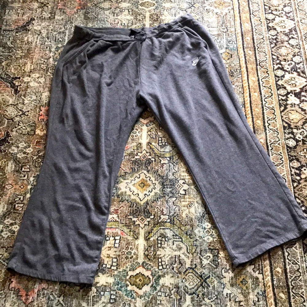 Nike Women’s Sweatpants